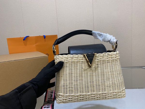 designer bag women's bamboo woven bag crossbody bag women's single shoulder large capacity holiday wind handheld bag
designer bag women's bamboo woven bag crossbody bag women's single shoulder large capacity holiday wind handheld bag