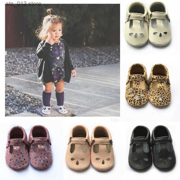 first walkers leather baby sandals baby shoes soft soled non-slip first walker t- bar summer crib casual boys girls moccasins fit 0-24month
first walkers leather baby sandals baby shoes soft soled non-slip first walker t- bar summer crib casual boys girls moccasins fit 0-24month