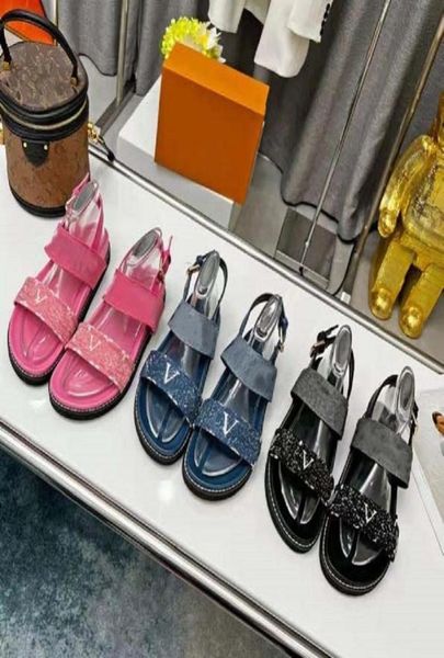 fashion luxury brand shoes sandals designer slippers slides floral brocade genuine leather flip flops women shoes sandal without b6855517, Black
fashion luxury brand shoes sandals designer slippers slides floral brocade genuine leather flip flops women shoes sandal without b6855517, Black