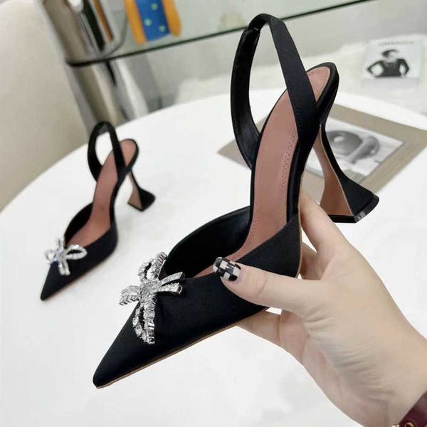 amina muaddi begum crystal-embellished buckle stain pumps shoes spool heels sandals women's luxury designers dress shoe evening slingba, Black
amina muaddi begum crystal-embellished buckle stain pumps shoes spool heels sandals women's luxury designers dress shoe evening slingba, Black