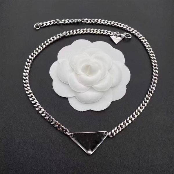 luxury designer necklace love fashion jewelry women chain stainless steel silver pendants triangle charm lovers design jewellery w235p
luxury designer necklace love fashion jewelry women chain stainless steel silver pendants triangle charm lovers design jewellery w235p