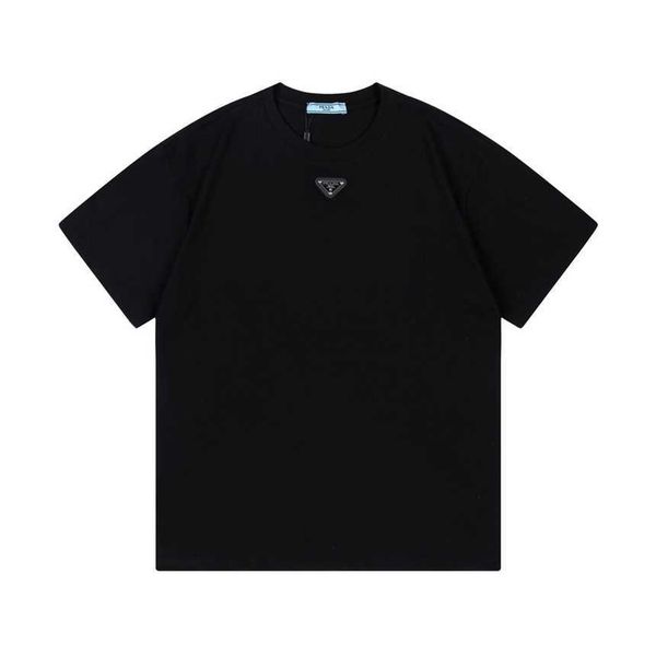30% off family early spring new fashion classic triangle leather label simple versatile short sleeve t-shirt, White
30% off family early spring new fashion classic triangle leather label simple versatile short sleeve t-shirt, White