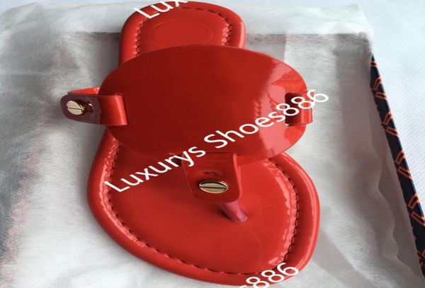 2022 summer luxury 039g sandals designer women flip flops slipper fashion genuine leather slides metal chain ladies casual shoe8390286, Black
2022 summer luxury 039g sandals designer women flip flops slipper fashion genuine leather slides metal chain ladies casual shoe8390286, Black