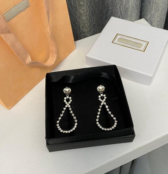 luxury crystal dangle earring wedding party jewelry fashion designer earrings hook eardrop for women, Silver
luxury crystal dangle earring wedding party jewelry fashion designer earrings hook eardrop for women, Silver