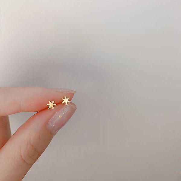 charm snowflake stud earrings for women new trend simple small six-pointed star ear partner exquisite female jewelry support wholesale aa230, Golden
charm snowflake stud earrings for women new trend simple small six-pointed star ear partner exquisite female jewelry support wholesale aa230, Golden