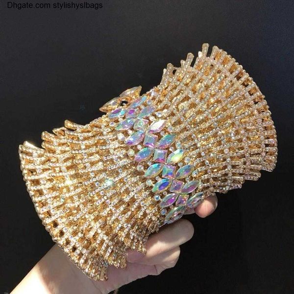 shoulder bags women diamonds clutches rhinestone bag flower crystal clutch party evening small purse handbags wedding clutch bag female wall
shoulder bags women diamonds clutches rhinestone bag flower crystal clutch party evening small purse handbags wedding clutch bag female wall