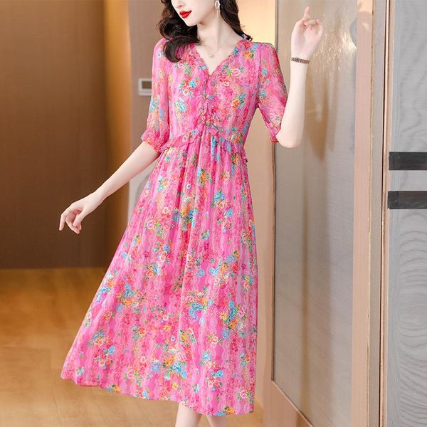 dresses silk dress summer women's light luxury magnanimous fashion print mulberry silk vneck dress 2023 korean elegant beach dress, Black;gray
dresses silk dress summer women's light luxury magnanimous fashion print mulberry silk vneck dress 2023 korean elegant beach dress, Black;gray