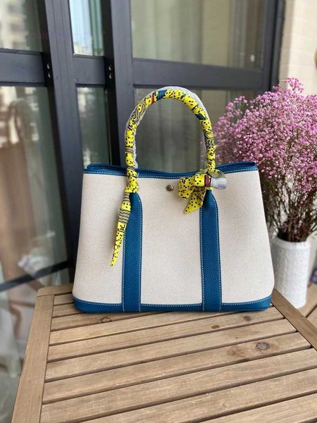 designer herbag garden party evening 2023 spring new canvas with layer cowhide garden fashion hand color contrast versatile messenger bag 10
designer herbag garden party evening 2023 spring new canvas with layer cowhide garden fashion hand color contrast versatile messenger bag 10