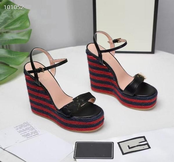 2021 paris women luxurys designers sandals slippers fashion summer girls beach womens sandal slides flip flops loafers embroi2362509, Black
2021 paris women luxurys designers sandals slippers fashion summer girls beach womens sandal slides flip flops loafers embroi2362509, Black