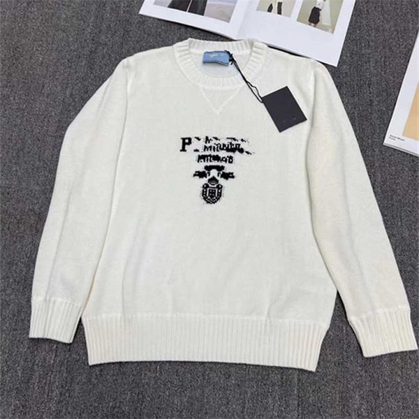 26% off clothing designer quality spring new family classic letter jacquard style versatile knitted women's trend, White;black
26% off clothing designer quality spring new family classic letter jacquard style versatile knitted women's trend, White;black