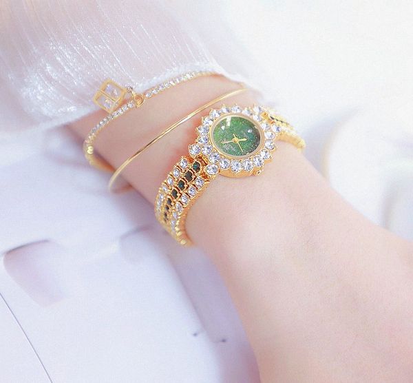 classic quartz watch for woman fashion dress lady watches gold color band stainless steel 41mm wristwatch jewelry, Slivery;brown
classic quartz watch for woman fashion dress lady watches gold color band stainless steel 41mm wristwatch jewelry, Slivery;brown