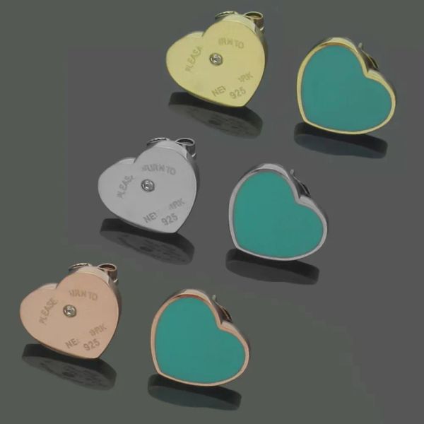 blue box Earrings stud luxury earrings for woman designer earring diamond heart-shaped steel ear studs women engagement earrings High quality jewelry
blue box Earrings stud luxury earrings for woman designer earring diamond heart-shaped steel ear studs women engagement earrings High quality jewelry