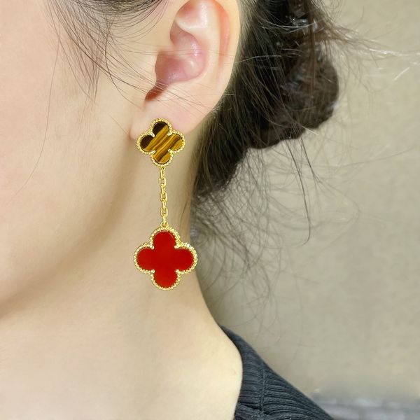 With Box Kids Accessories Top Quality Dupe Designer Girls Jewelry Earstuds 18k Gold Plated Clover Earrings Women Fashion Pearl Agate Earings Ladies Brands Jewelry
With Box Kids Accessories Top Quality Dupe Designer Girls Jewelry Earstuds 18k Gold Plated Clover Earrings Women Fashion Pearl Agate Earings Ladies Brands Jewelry