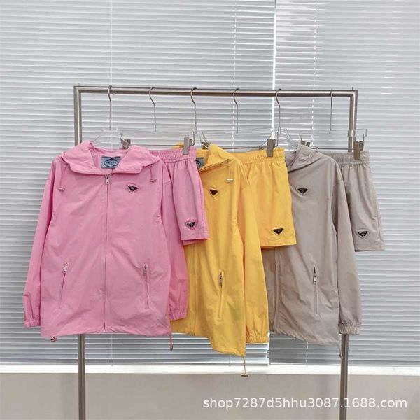 36% off family early spring new belt waist set hooded windbreaker coat+short shorts age reducing girl style, White
36% off family early spring new belt waist set hooded windbreaker coat+short shorts age reducing girl style, White