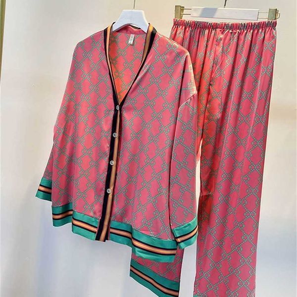 26% off spring and autumn new v-neck pink gujia ice luxury silk breathable long sleeve pants pajamas home fur
26% off spring and autumn new v-neck pink gujia ice luxury silk breathable long sleeve pants pajamas home fur