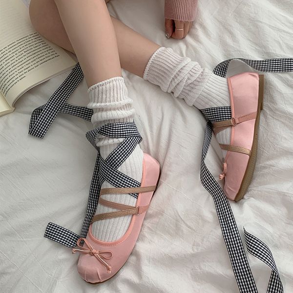 dress shoes summer brand luxury women's ballet flat 2023 fashion cross strap soft sole flats ladies elegant loafers 230421, Black
dress shoes summer brand luxury women's ballet flat 2023 fashion cross strap soft sole flats ladies elegant loafers 230421, Black