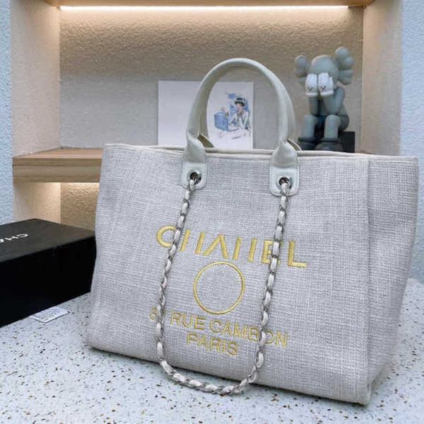 women's channel luxury classic handbags evening bags brand designer canvas embroidered women packs beach bag chains small mini handbag
women's channel luxury classic handbags evening bags brand designer canvas embroidered women packs beach bag chains small mini handbag