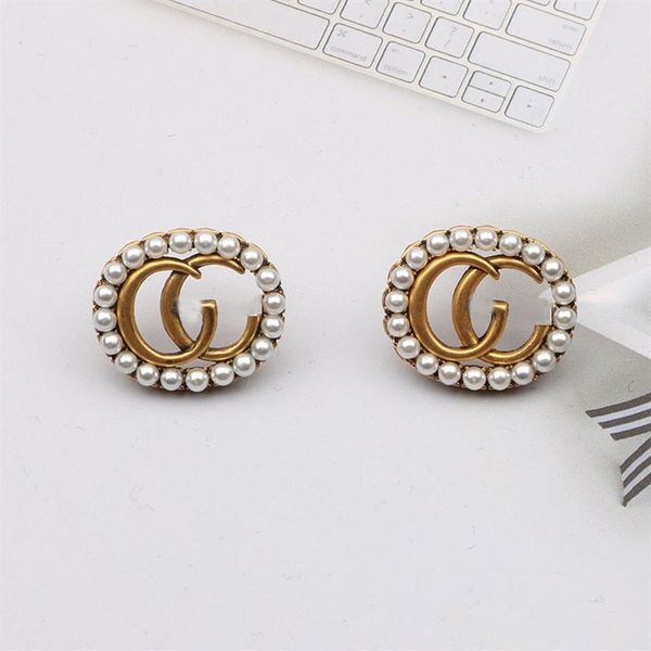 vintage stud earrings woman luxury designer earring double letters jewelry women 18k diamond crystal rhinestones pearls valentine 2333, Golden;silver
vintage stud earrings woman luxury designer earring double letters jewelry women 18k diamond crystal rhinestones pearls valentine 2333, Golden;silver