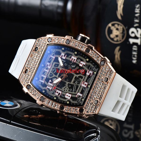 diamond luxury 3-pin quartz watch transparent bezel men's automatic watch men's designer wrist waterproof reloj hombre273g, Slivery;brown
diamond luxury 3-pin quartz watch transparent bezel men's automatic watch men's designer wrist waterproof reloj hombre273g, Slivery;brown