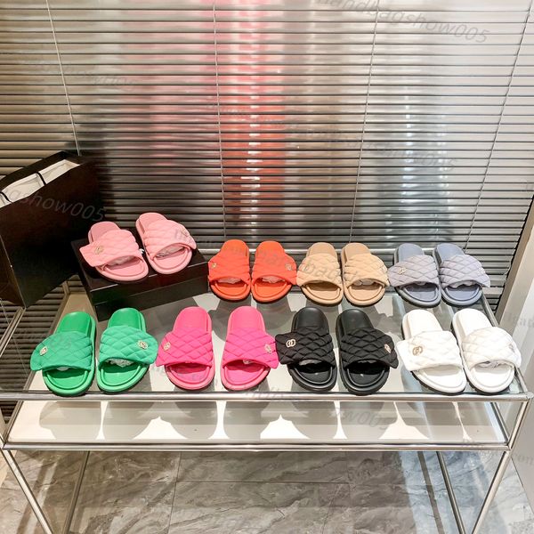 slippers sandals luxury designer women lattice pattern slides slippers pool pillow mules summer beach lady flat sandals fuchsia khaki with b, Black
slippers sandals luxury designer women lattice pattern slides slippers pool pillow mules summer beach lady flat sandals fuchsia khaki with b, Black
