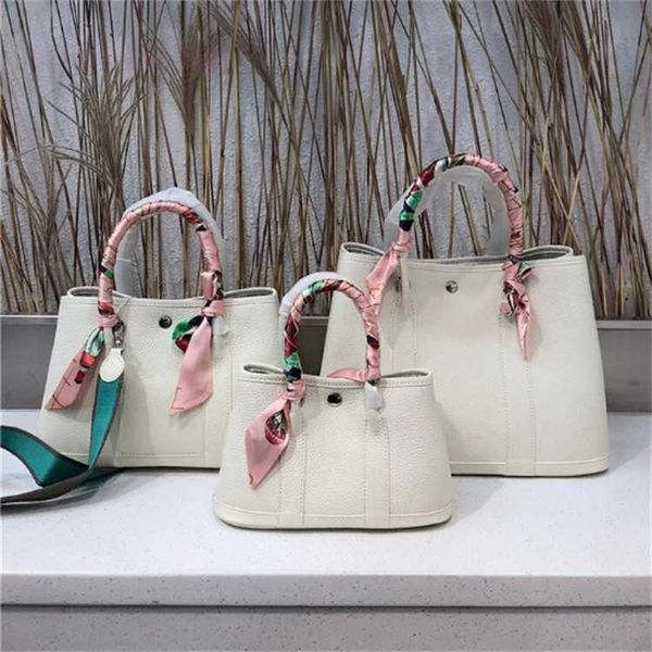 designer herbag garden party evening new popular women's garden canvas belt portable one shoulder messenger cowhide bag sc6s
designer herbag garden party evening new popular women's garden canvas belt portable one shoulder messenger cowhide bag sc6s