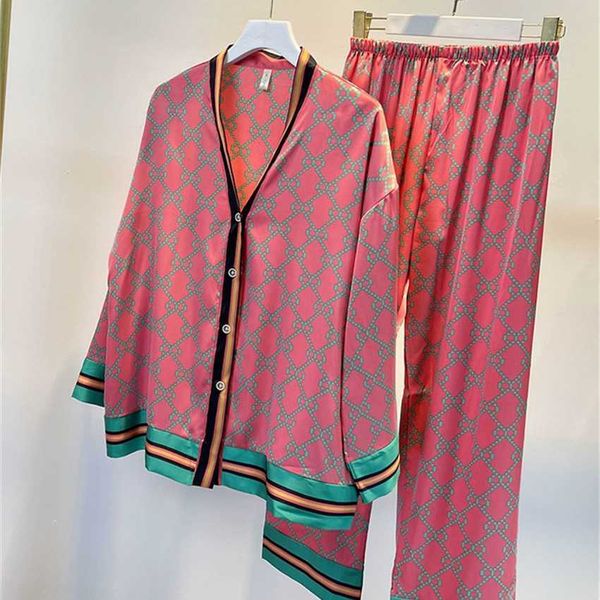 spring and autumn new v-neck pink gujia ice luxury silk breathable long sleeve pants pajamas home fur
spring and autumn new v-neck pink gujia ice luxury silk breathable long sleeve pants pajamas home fur