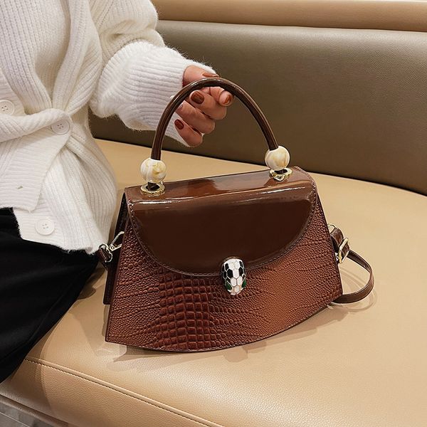 vening bags shoulder bags women handbags designer messenger leather cross body flap clutch tote wallet purse solid hasp
vening bags shoulder bags women handbags designer messenger leather cross body flap clutch tote wallet purse solid hasp