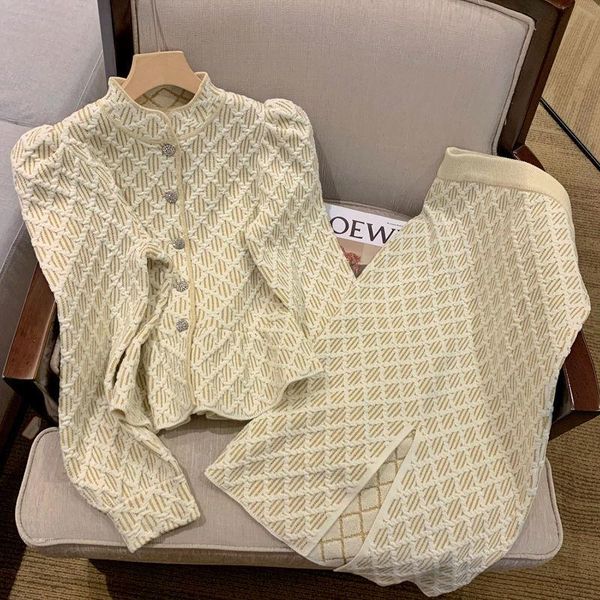 dress women 2022 highend fall knitted two piecejacquard stand collar long sleeve blouse +fashion argyle slim pencil skirt, White
dress women 2022 highend fall knitted two piecejacquard stand collar long sleeve blouse +fashion argyle slim pencil skirt, White