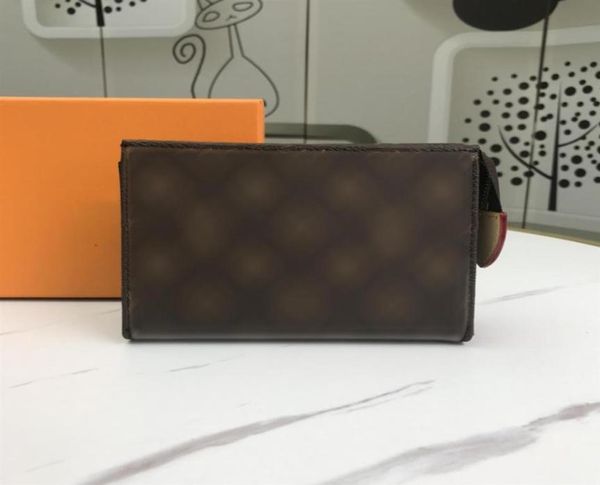 woman purse toilet pouch handbag old flower cosmetic bag case clutch original box lady girls whole quality brown flowers spong272k5030850, Black;red
woman purse toilet pouch handbag old flower cosmetic bag case clutch original box lady girls whole quality brown flowers spong272k5030850, Black;red