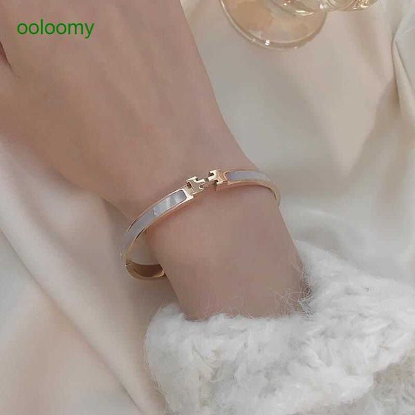 hemars designer bracelet 2023 new h women's titanium steel colorless white fritillaria small design ins tidal mesh red handwear gold br, Black
hemars designer bracelet 2023 new h women's titanium steel colorless white fritillaria small design ins tidal mesh red handwear gold br, Black