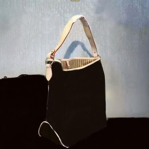 for white women 42cm shoulder bags genuine leather handbags dust bags wallets a37 253j
for white women 42cm shoulder bags genuine leather handbags dust bags wallets a37 253j