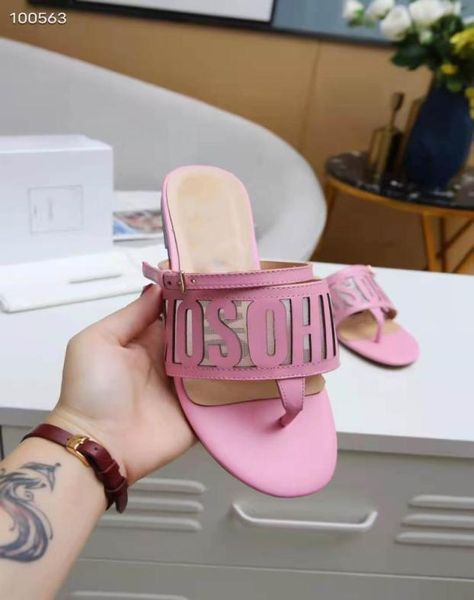 luxury ladies flat casual sandals designer style thick sole flip flop slides el indoor loafers large size 404142444461437, Black
luxury ladies flat casual sandals designer style thick sole flip flop slides el indoor loafers large size 404142444461437, Black