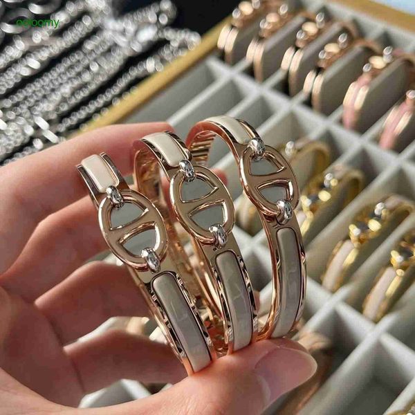 original hemrres designer bracelet 2023 counter pig nose enamel new colorless rose gold couple's high beauty gift gold bracelet for wom, Black
original hemrres designer bracelet 2023 counter pig nose enamel new colorless rose gold couple's high beauty gift gold bracelet for wom, Black