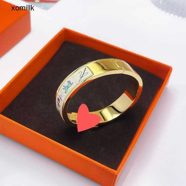 hermm designer bracelet high edition enamel bracelet couple style h buckle letter titanium steel fashion 0utt, Black
hermm designer bracelet high edition enamel bracelet couple style h buckle letter titanium steel fashion 0utt, Black