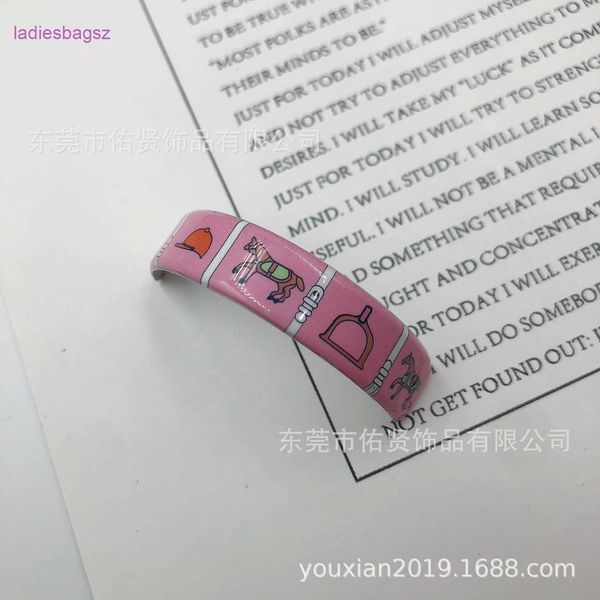 original bangle hermss h021 new enamel pattern bracelet for men and women titanium steel love horse colorful gold jewelry has hat4 1 with lo, Black
original bangle hermss h021 new enamel pattern bracelet for men and women titanium steel love horse colorful gold jewelry has hat4 1 with lo, Black