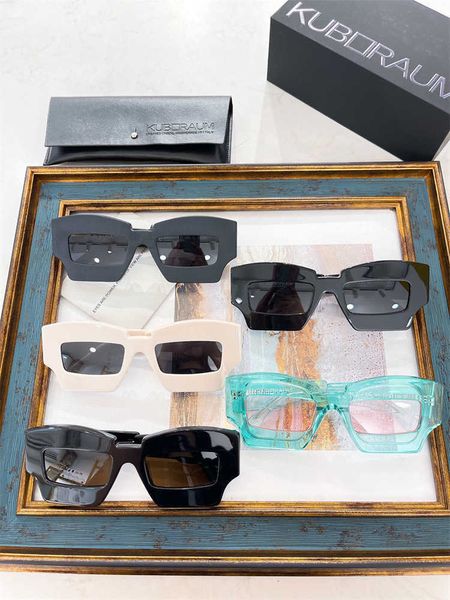 2023 kuboraum big frame sunglasses for men and women ins blogger x6, White;black
2023 kuboraum big frame sunglasses for men and women ins blogger x6, White;black