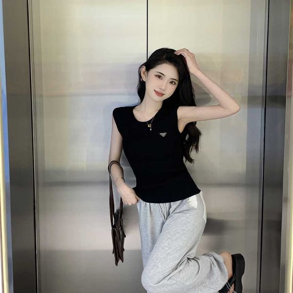 30% off family spring/summer new casual simple triangle sleeveless knitted slim fit tank top, White
30% off family spring/summer new casual simple triangle sleeveless knitted slim fit tank top, White