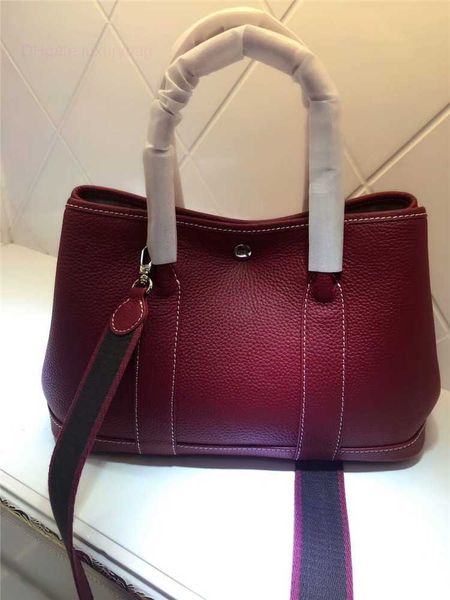 designer herbag garden party evening new popular women's garden canvas belt portable one shoulder messenger cowhide bag vmi5
designer herbag garden party evening new popular women's garden canvas belt portable one shoulder messenger cowhide bag vmi5