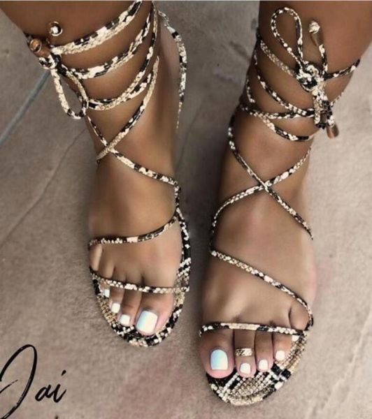 women flat thong sandals candy color corss tied female bohemia lace up casual beach shoes ladies fashion footwear summer1289258, Black
women flat thong sandals candy color corss tied female bohemia lace up casual beach shoes ladies fashion footwear summer1289258, Black