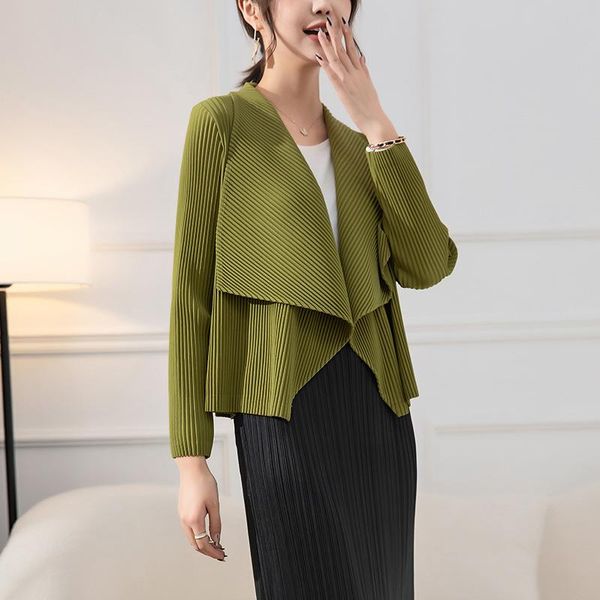 pants miyake pleated coat for women 2022 autumn and winter new short long sleeve loose temperament large lapel hem cardigan thick, White
pants miyake pleated coat for women 2022 autumn and winter new short long sleeve loose temperament large lapel hem cardigan thick, White