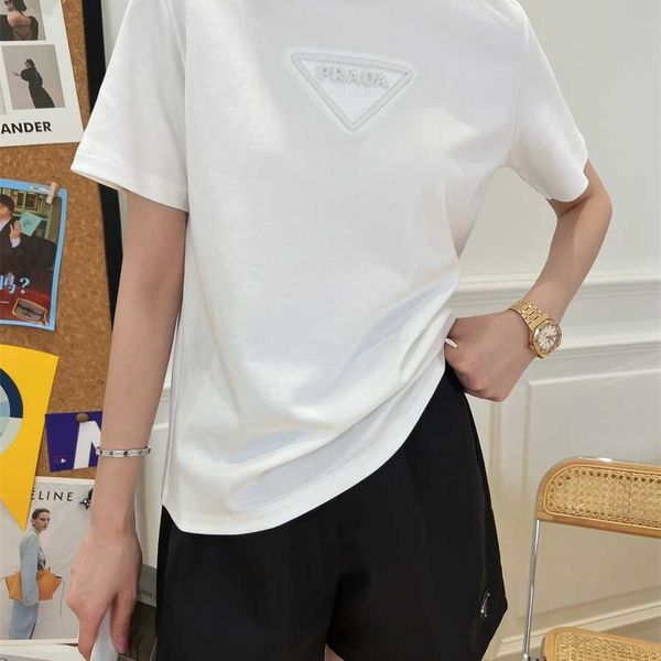 36% off family summer new fashion classic triangle label simple casual versatile short sleeve t-shirt, White
36% off family summer new fashion classic triangle label simple casual versatile short sleeve t-shirt, White