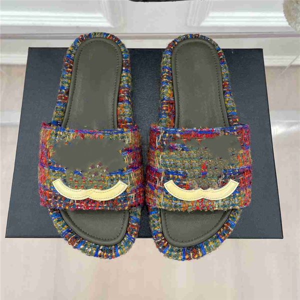 fashion slippers 2023 channel luxury design summer men's and women's flats thick soled leather rubber lettering logo casual cartoo, Black
fashion slippers 2023 channel luxury design summer men's and women's flats thick soled leather rubber lettering logo casual cartoo, Black