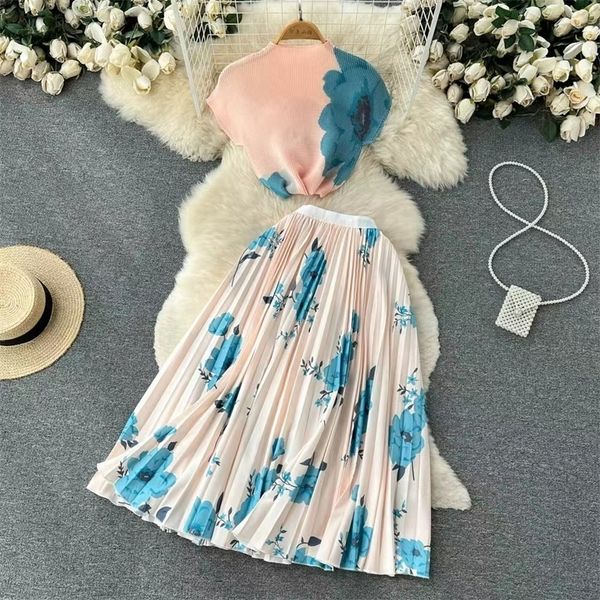 skirts women's printed short skirt with big swing pink pleated fashionable skirt summer ladies elastic waist two piece clothes 230422, Black
skirts women's printed short skirt with big swing pink pleated fashionable skirt summer ladies elastic waist two piece clothes 230422, Black