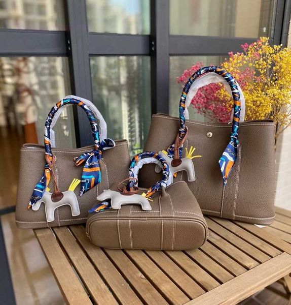 designer herbag garden party evening 2023 new layer cowhide litchi grain 25cm 30cm 36cm garden leather hand versatile messenger bag ejut
designer herbag garden party evening 2023 new layer cowhide litchi grain 25cm 30cm 36cm garden leather hand versatile messenger bag ejut