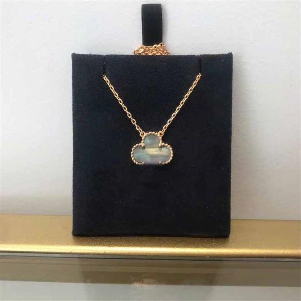 s925 silver 1 5cm charm pendant necklace with nature shell pearl flower shape have stamp ps7061a262z, Golden
s925 silver 1 5cm charm pendant necklace with nature shell pearl flower shape have stamp ps7061a262z, Golden