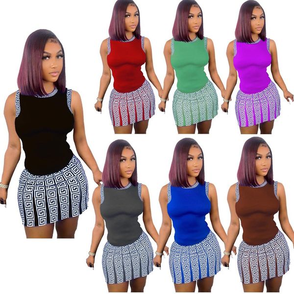 dress 2022 summer two piece set women fashion round neck longsleeved tshirt labyrinth print short skirt suit casual two piece set w, White
dress 2022 summer two piece set women fashion round neck longsleeved tshirt labyrinth print short skirt suit casual two piece set w, White