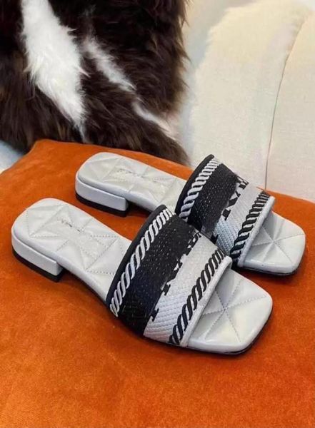 summer fashion women embroidered fabric sandals slides flats quilted nappa leather casual walking slippers lady comfort footwear7071901, Black
summer fashion women embroidered fabric sandals slides flats quilted nappa leather casual walking slippers lady comfort footwear7071901, Black