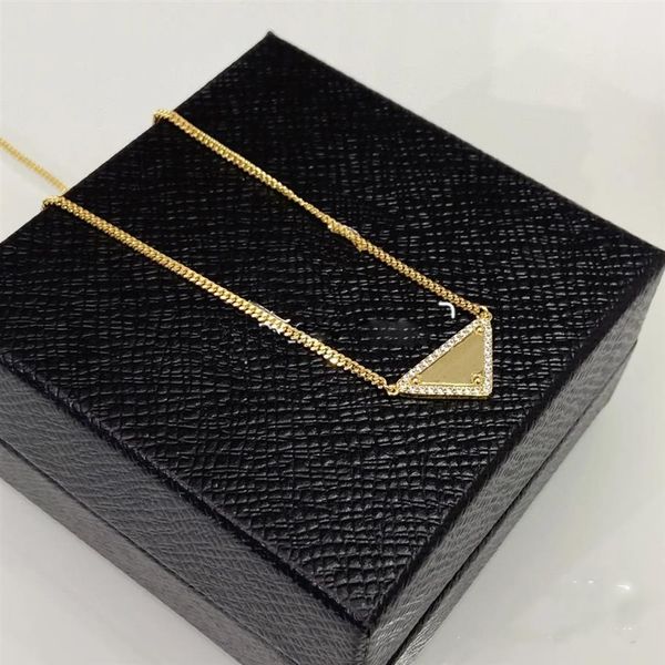 2023 luxurys pendant necklaces fashion for man woman 48cm inverted triangle designers brand jewelry mens womens highly qualit231o, Silver
2023 luxurys pendant necklaces fashion for man woman 48cm inverted triangle designers brand jewelry mens womens highly qualit231o, Silver