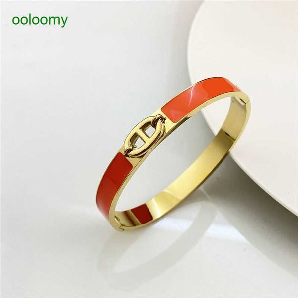 hemrres designer bracelet h family's new enamel pig nose love product anchor chain 8-way buckle couple all in one style gold bracelet f, Black
hemrres designer bracelet h family's new enamel pig nose love product anchor chain 8-way buckle couple all in one style gold bracelet f, Black