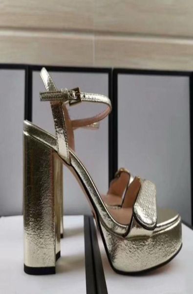 2021 classic high heeled sandals coarse heel leather woman shoes metal buckle parties 10cm highs heels shoe belt buckles lady6880839, Black
2021 classic high heeled sandals coarse heel leather woman shoes metal buckle parties 10cm highs heels shoe belt buckles lady6880839, Black